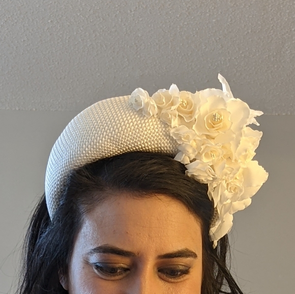 Cream wedding headband - NWT - Picture 6 of 6
